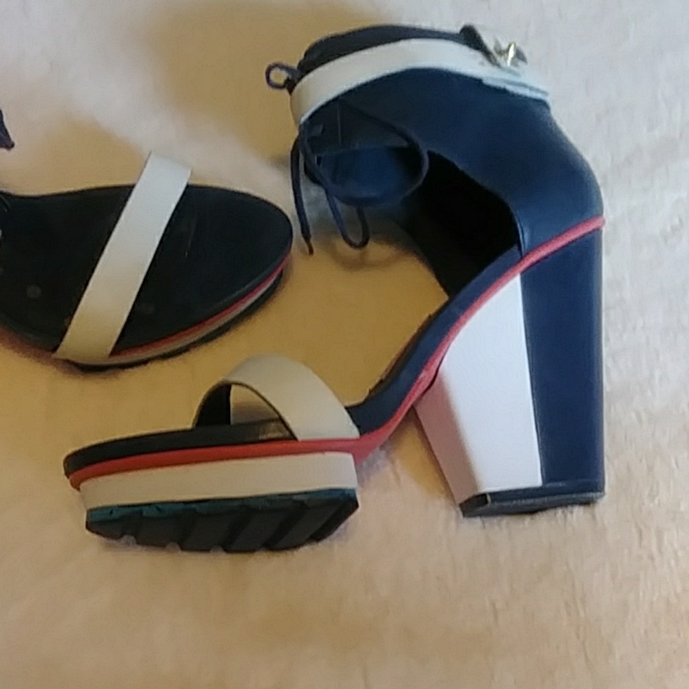 Shoes - Picture 2 of 2